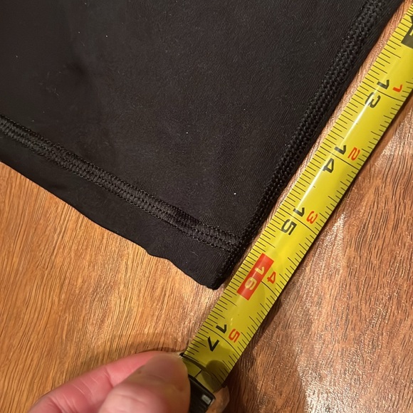 BNWOT Victoria’s secret sport knockout biker shorts - Picture 7 of 13